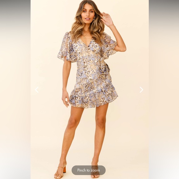 Selfie Leslie JESSI FAUX WRAP RUFFLE TRIM DRESS LEOPARD PRINT BLUE - Picture 2 of 7